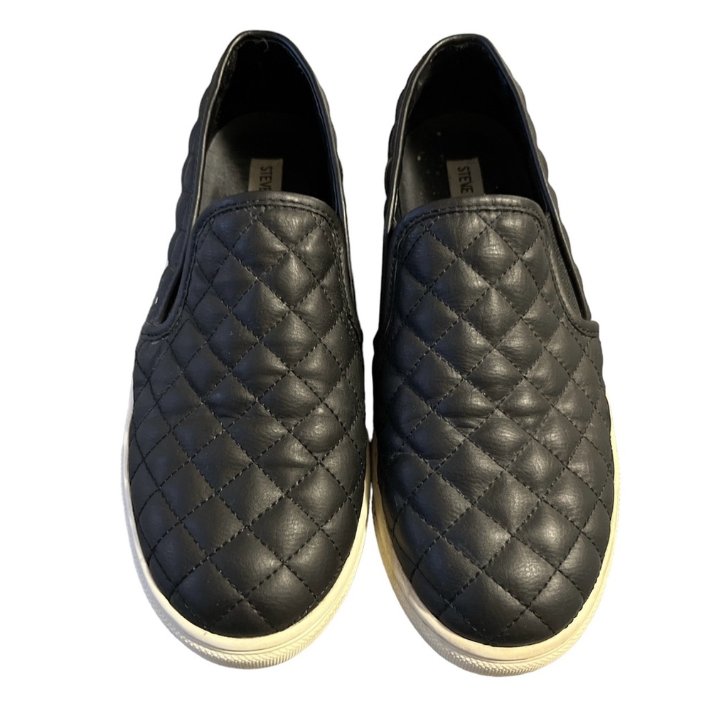 Steve Madden Ecentrcq quilted shoes - Picture 3 of 4